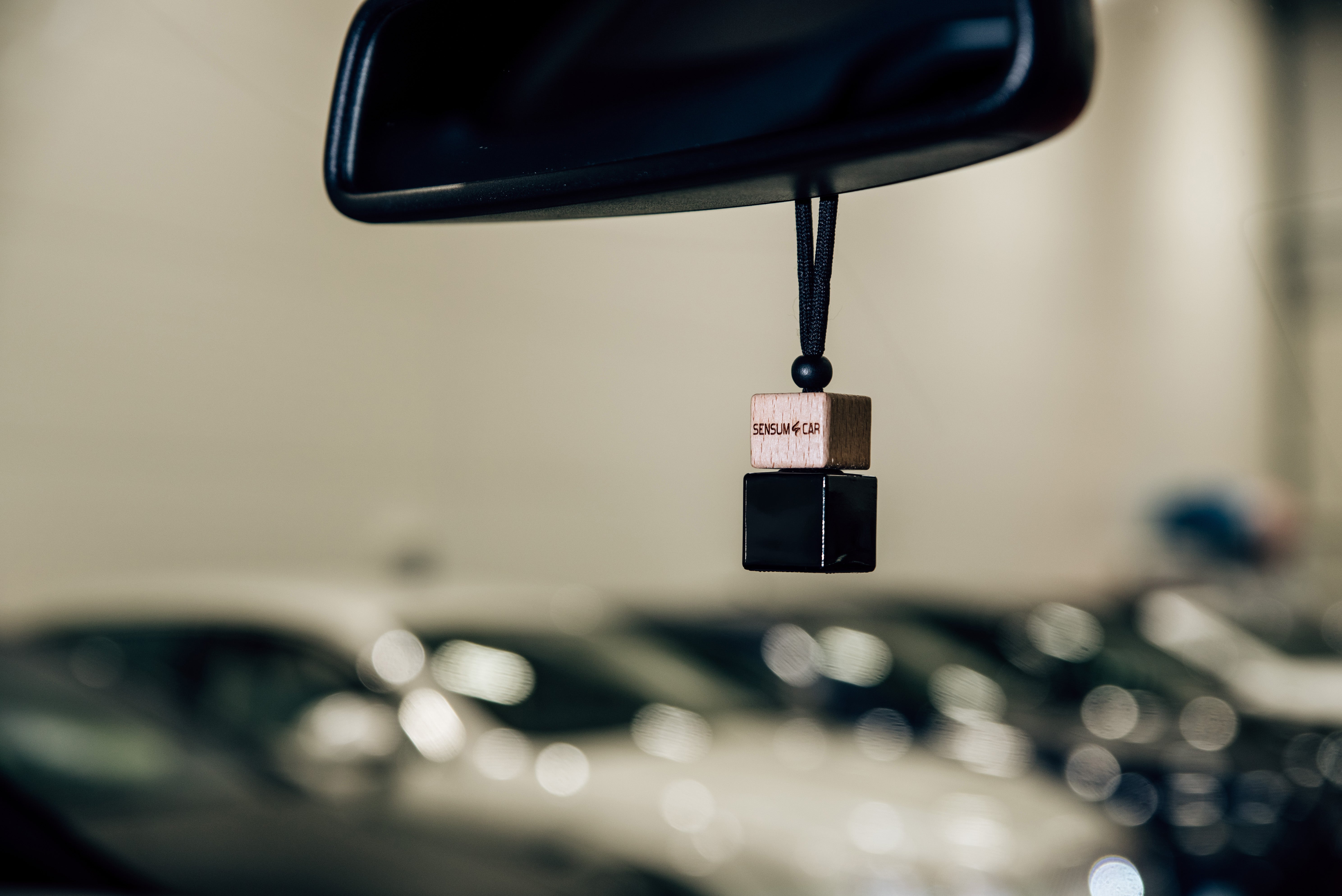 SENSUM CAR Luxury Perfume with hanging bottle - SUPER BLACK